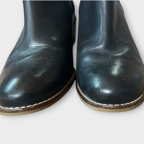 Cole Haan Black Leather Ankle Boots Size 6.5 – Minimalist, Classic, Comfortable - Picture 2 of 6